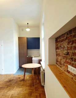 2 POKOJE - RYNEK PODGÓRSKI - 32 M2 - 1 PIĘTRO