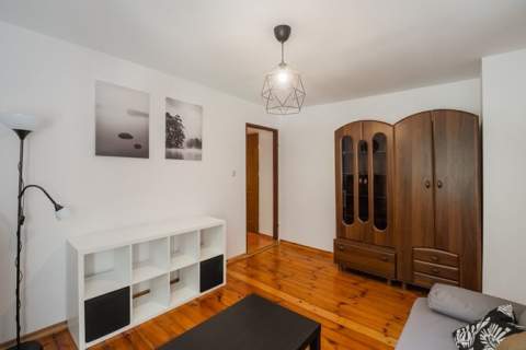 2 pokoje, piwnica - Góry Św. Anny 7, Północ
