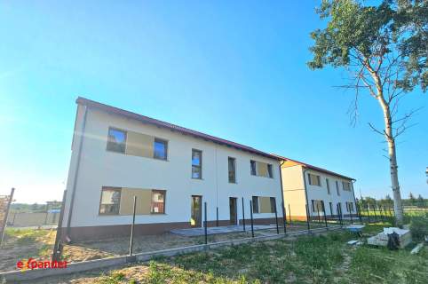 3-pokoje ogródek częściowo wykończone poddasze do ada