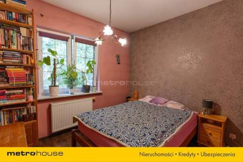 Parterowy dom wolnostojący z kominkiem - 4 pokoje