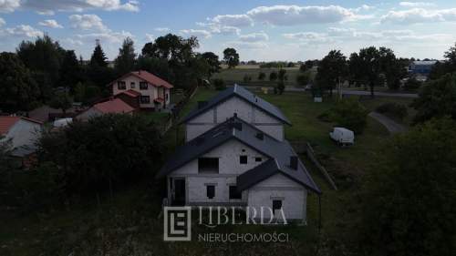 BUDYNEK PRODUKCYJNO-USŁUGOWY GARBÓW 670 M