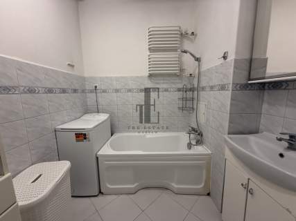 4 pokoje z balkonem i dużą piwnicą murowany garaż