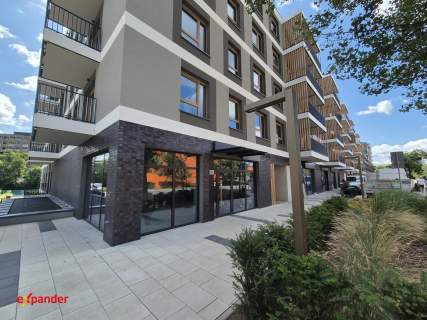 Lokal na Starym Mieście w apartamentowcu nad rzeką