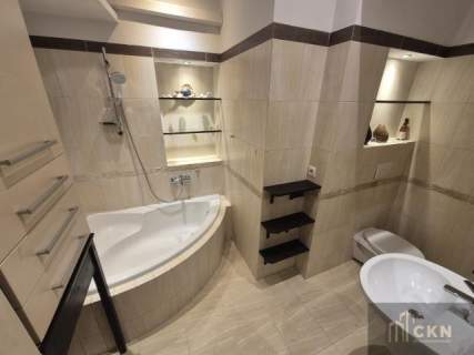 STARE MIASTO - 64 m2 - MIESZKNAIE FRONTOWE