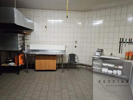 NIERUCHOMOŚĆ INWESTYCYJNA Z MIESZKANIEM W ATRAKCYJNEJ LOKALIZACJI
