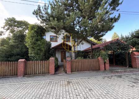 Żórawina, dom 163 m2, 5 pokoi, garaż, działka