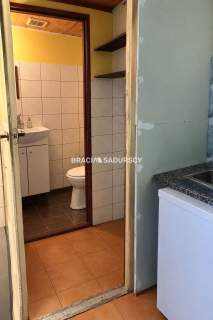 WOLNOSTOJĄCY KIOSK HANDLOWY PET FIEGO NOWA HUT