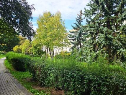 Dwustronne, rozkładowe, duży balkon. Blisko Metra