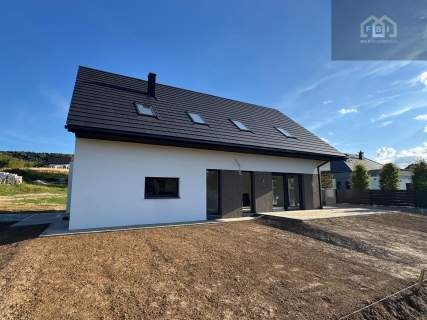 Nowoczesny dom 182 m2 działka 9 arów
