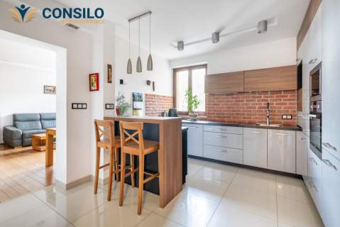 3 Pok. 82m2 Balkon Plac Bohaterów Getta