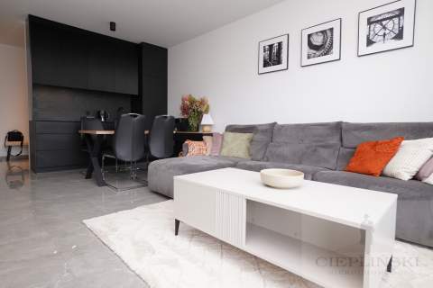 Apartament 46, 6 m , 2 pokoje, taras, Janosika