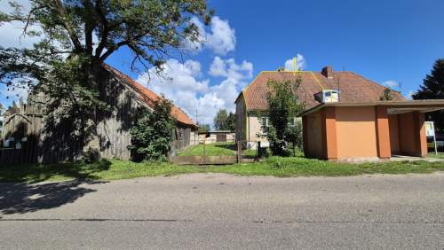 UNIKAT DWÓR NAD RZEKĄ TINA - RÓŻANY k. Elbląga