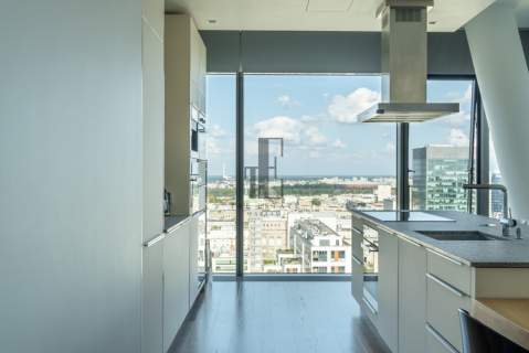 COSMOPOLITAN Apartament z widokiem na Warszawę