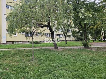 Rondo Wiatraczna. 3 pokoje do wprowadzenia. Balkon