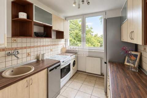 Mieszkanie 3 pokoje 54 m2 2 piętro Karmelkowa Klecina