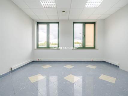 LOKAL OK 15,5 M2 BIUROWY PRĄDNIK BIAŁY -BIUROWIEC
