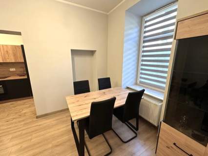 Joselewicza 8, Stare Miasto, funkcjonalne 2 pokoje