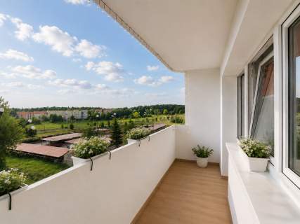 Zadbane 3 pokoje z balkonem na Olechowie