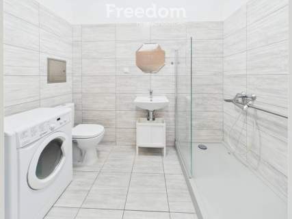 PRESTIŻOWA BAZYLIANÓWKA-2 pokoje, duży balkon