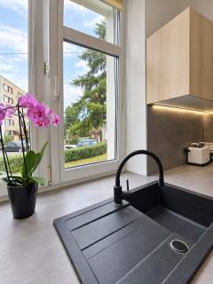 4 duże pokoje, balkon, widok, pierwsze piętro