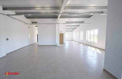 Hala magazynowo - produkcyjna, 1221m2, SSE Mielec, działka 0,5ha