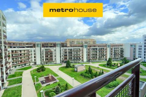 Miejski apartament z balkonem, przy Żeligowskiego
