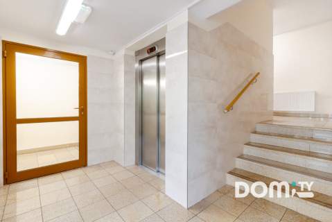 Duży Balkon, Z klimatyzacją, Umeblowane