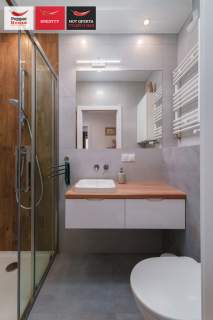 Przestronny apartament w spokojnej okolicy 