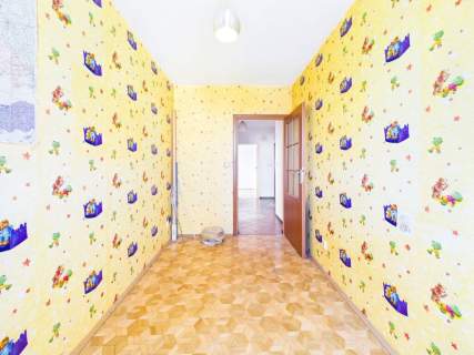 4 pokoje 72,32 m Balkon 8 m Psie Pole