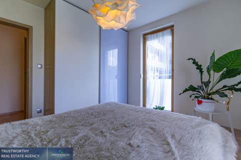 Ludwinów-Podwawelskie,3 pokoje,duży balkon,parking