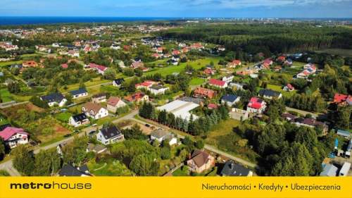 Dom z ogrodem nad morzem z pokojami na wynajem