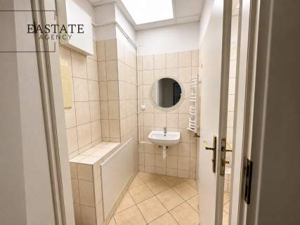 Metro Księcia Janusza/Witryna/Pod gabinet, biuro lub