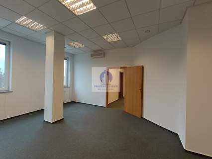 Włochy lokal biurowy 102,25m2 do wynajęcia