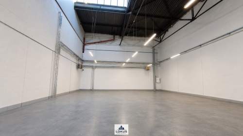 Hala magazynowa produkcyjna z biurem parking