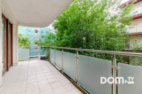 Duży Balkon, Z klimatyzacją, Umeblowane