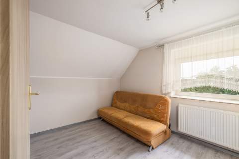 DOM Z POTENCJAŁEM 2600M2 PRYWATNOŚĆ SPOKÓJ