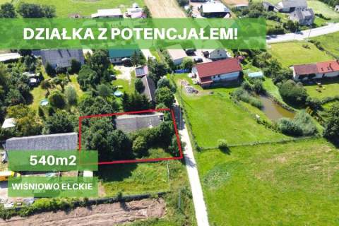 Działka z budynkiem gospodarczym w Wiśniowie Ełckim