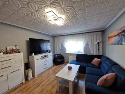 Sprzedam piękne siedlisko dom 100 m2 i budynki staw - Przedecz