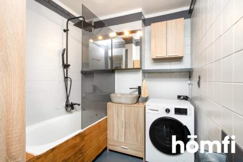 3 pokoje Balkon 60m2 4 piętro Bonarka