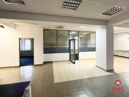 Budynek parterowy 200 m2