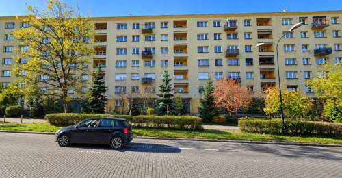 3 POKOJE GENERALNY REMONT 56,5 m WINDA