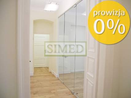 Prestiżowa lokalizacja,odrestaurowana kamienica,24