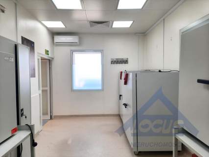 LOKAL NA LABORATORIUM I BIURO