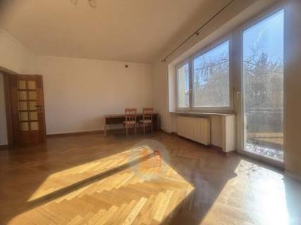 Duży dom, 12 pokoi, garaż, na biuro z mieszkaniem