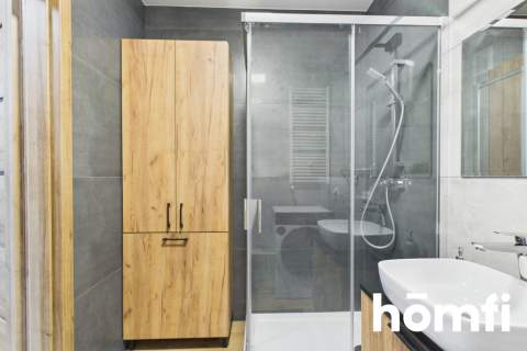 Kawalerka pierwszy najem balkon Factoria