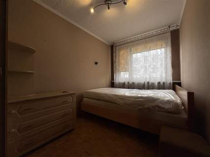 Strzegomska/3pok/do remontu/piwnica/balkon