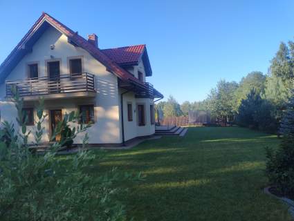 Sprzedam bezpośrednio piękny dom z garażem wolnostojącym