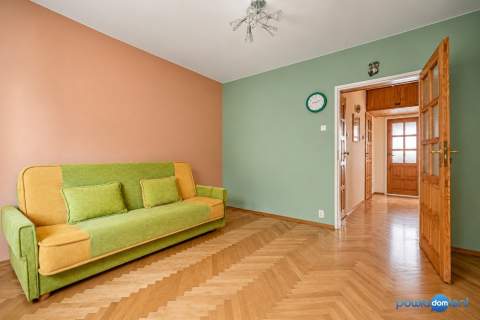 4 Pokoje 84,97 m 1 Piętro Os. Południe