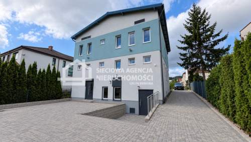 Obiekt przy głównej ulicy-Rumia