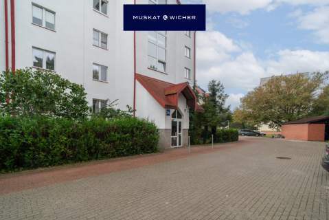 Dwa poziomy, duży balkon i przestrzeń Cisowa.